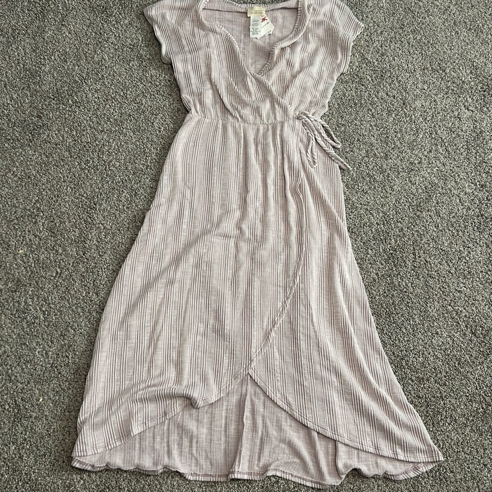 NWT Pink/White Caution to the Wind Elegant Striped Wrap Dress Size Medium